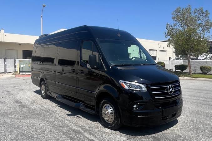 Charter Bus NH